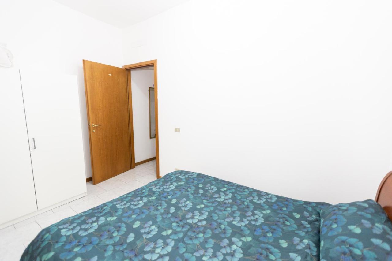 Dream House Chinatown Apartment Милано Екстериор снимка