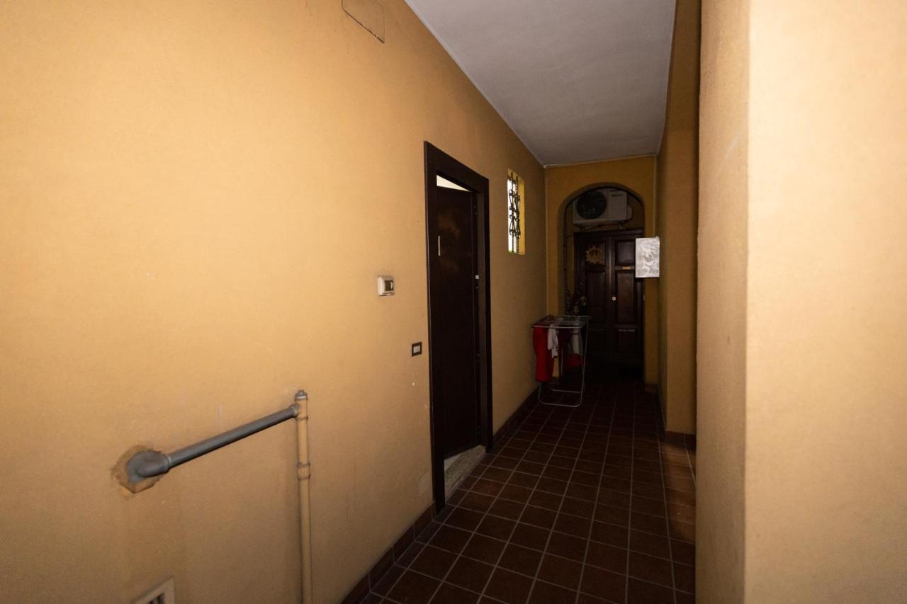 Dream House Chinatown Apartment Милано Екстериор снимка