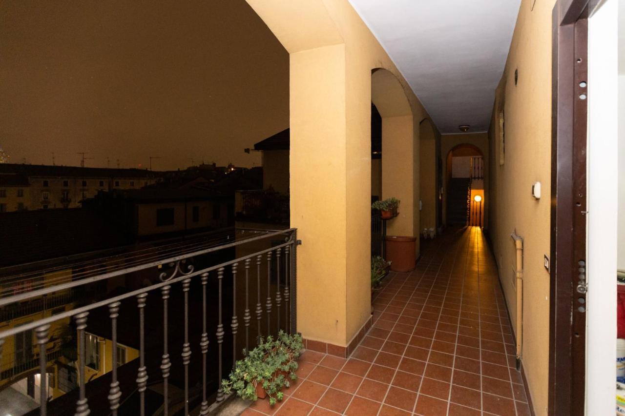 Dream House Chinatown Apartment Милано Екстериор снимка